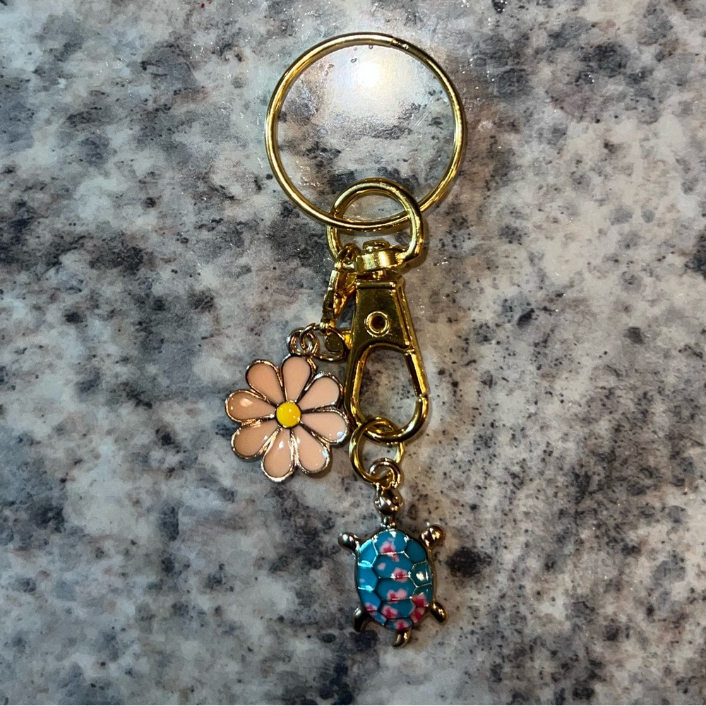 BRAND NEW Dark Blue & Pink Turtle & Flower Keychain